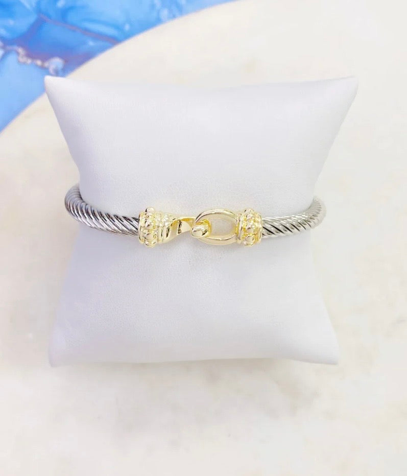 Twist Gold