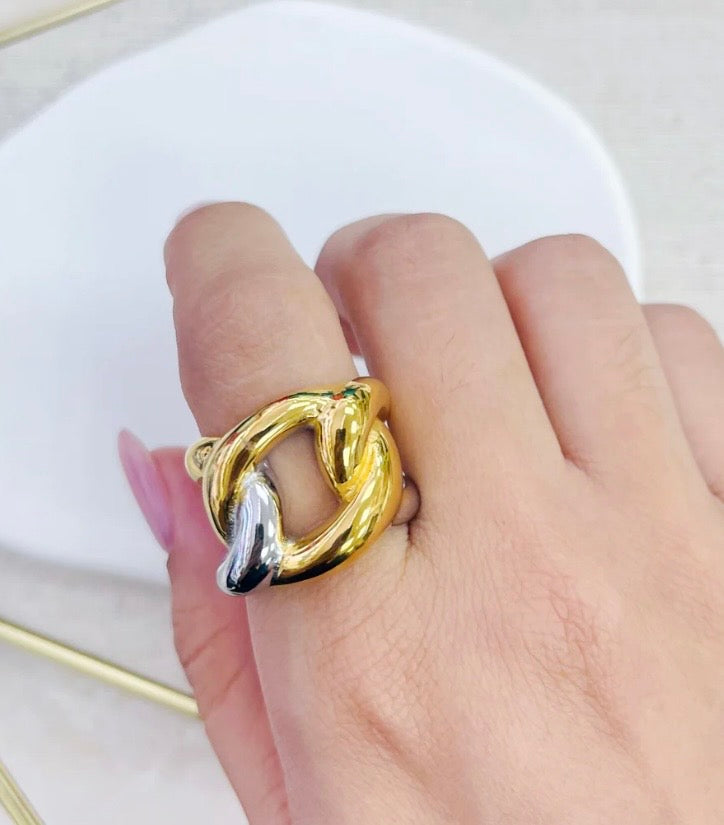 Loop Ring